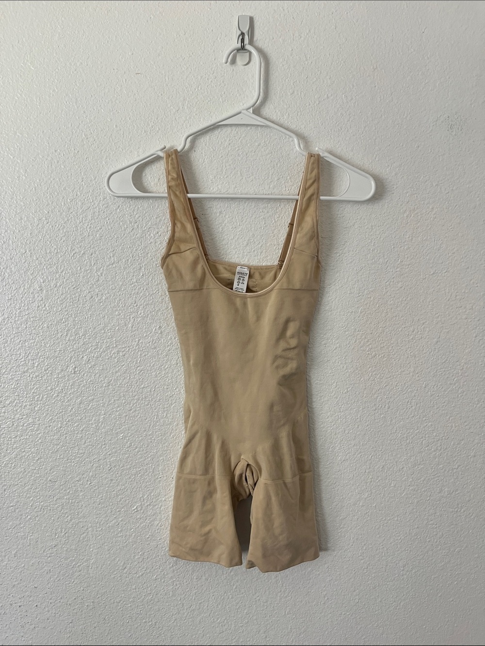 Assets by SPANX Women's Remarkable Results All-in-One Open-Bust Bodysuit Size M - Picture 2 of 5